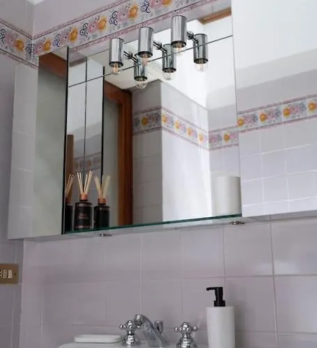 דירה Large Family Near Vatican 180 Sqm Sleeps 8 *