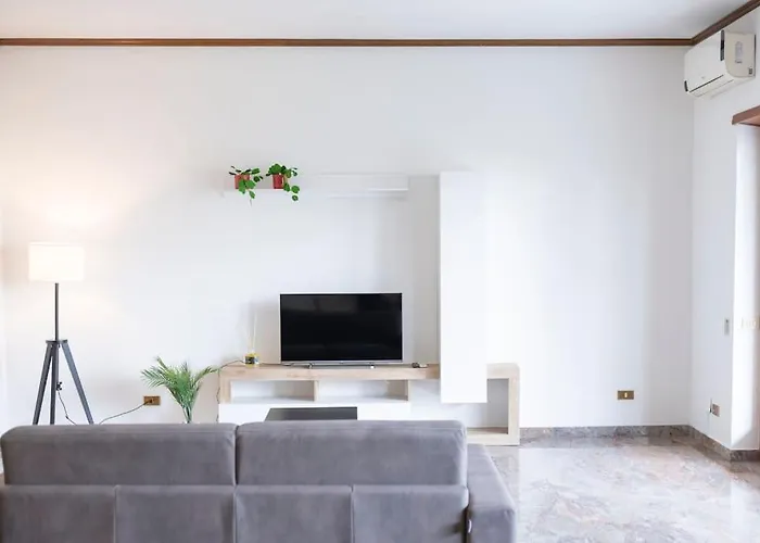 Large Family Near Vatican 180 Sqm Sleeps 8