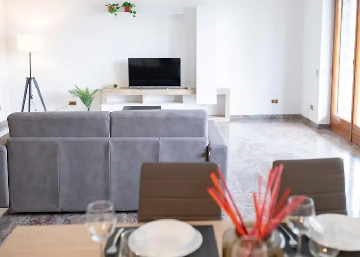 דירה Large Family Near Vatican 180 Sqm Sleeps 8 *